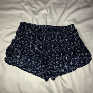 Patterned shorts
